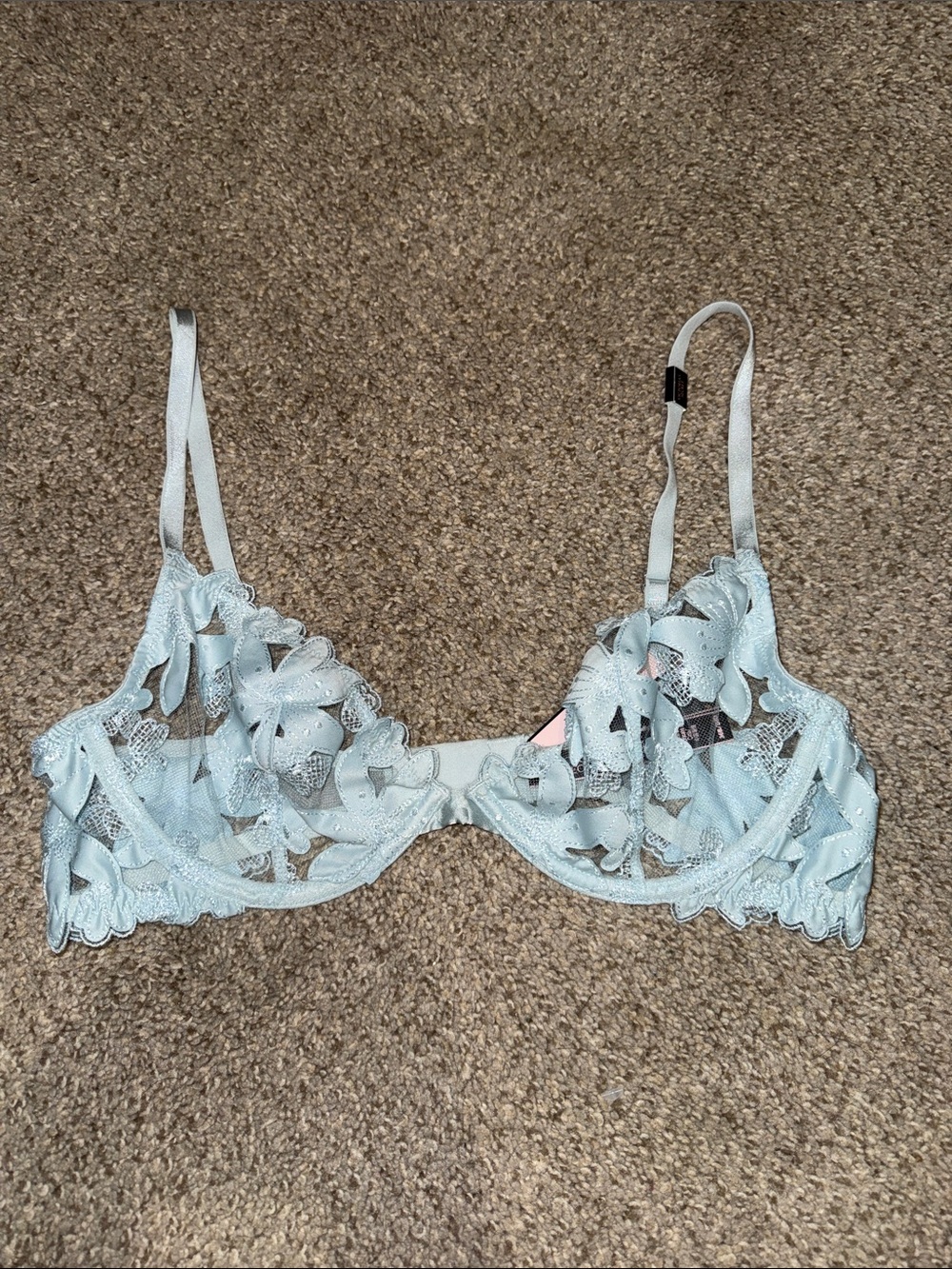 Victoria’s Secret bra nwt